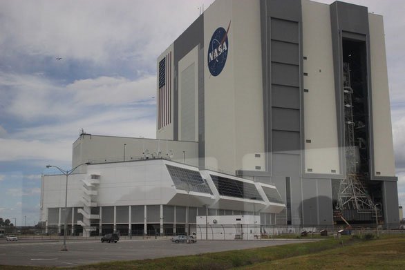 Tòa nhà lắp ráp thiết bị của NASA, một trong những tòa nhà 1 tầng lớn nhất thế giới