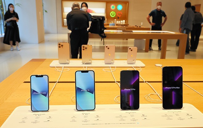 Apple bất ngờ tăng giá iPhone và iPad tại Nhật