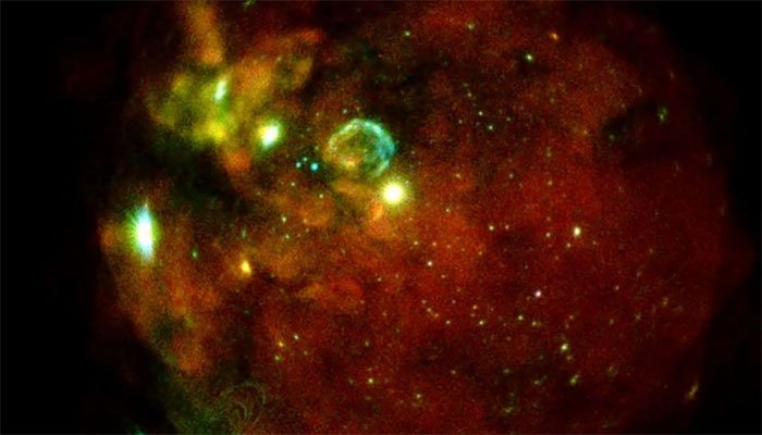 Hình ảnh eROSITA cho thấy đám mây Magellan lớn, thiên hà gần với chúng ta.