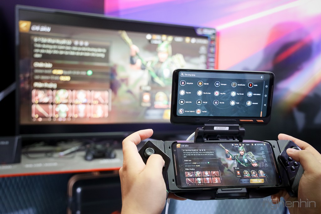 ROG Phone II ra mắt thị trường Việt: giá từ 22 triệu, rẻ hơn iPhone 11 Pro nhưng chiến game như laptop gaming   ảnh 2