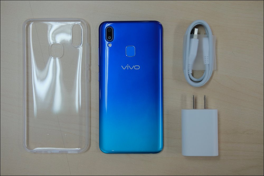 Mở hộp Vivo Y91: Màn hình giọt nước, màu gradient, camera kép, giá 4,49 triệu đồng