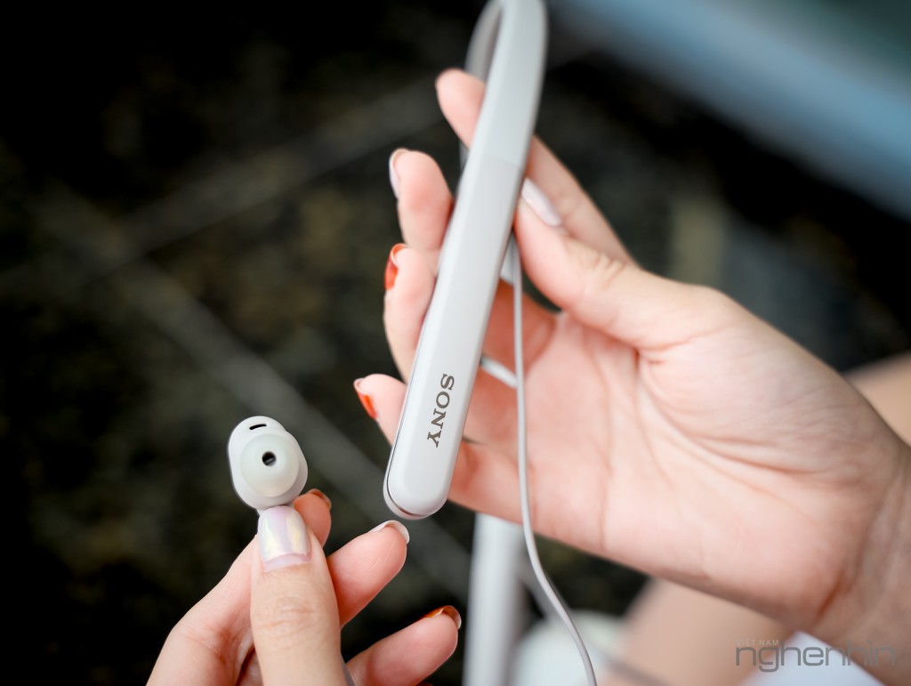 Khui hộp Sony WI-1000XM2: tai nghe neckband chống ồn chủ động xịn, giá 7 triệu  ảnh 5