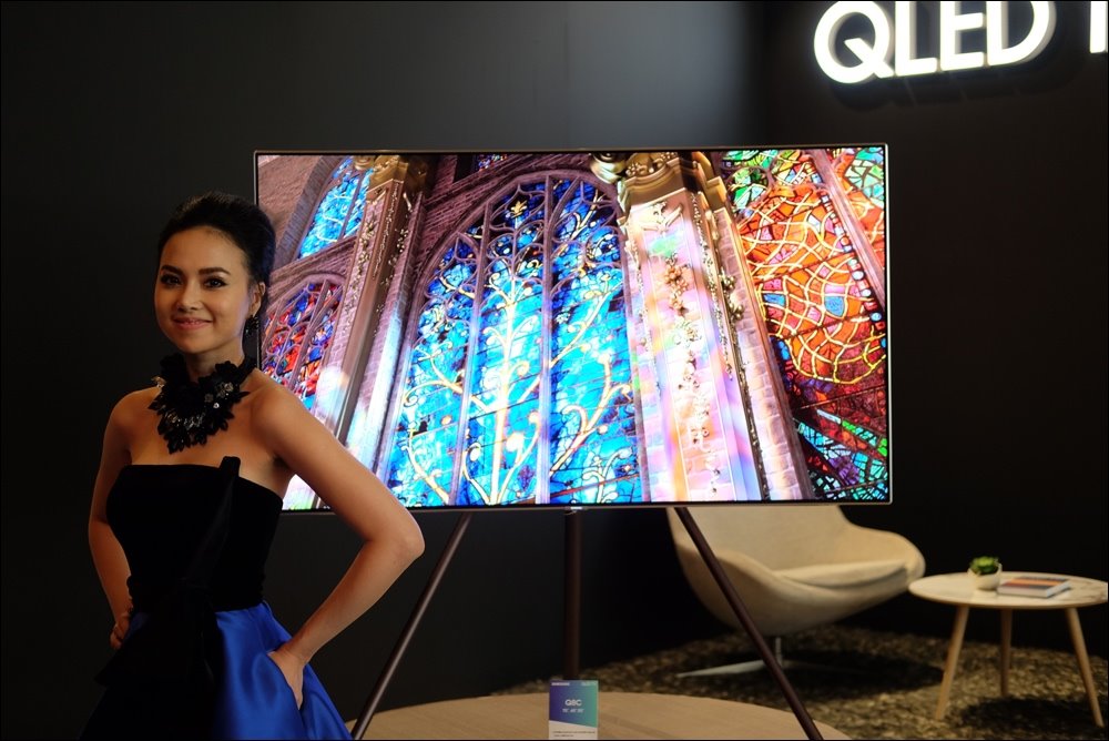 Loạt TV QLED 4K của Samsung giảm giá hơn chục triệu đồng