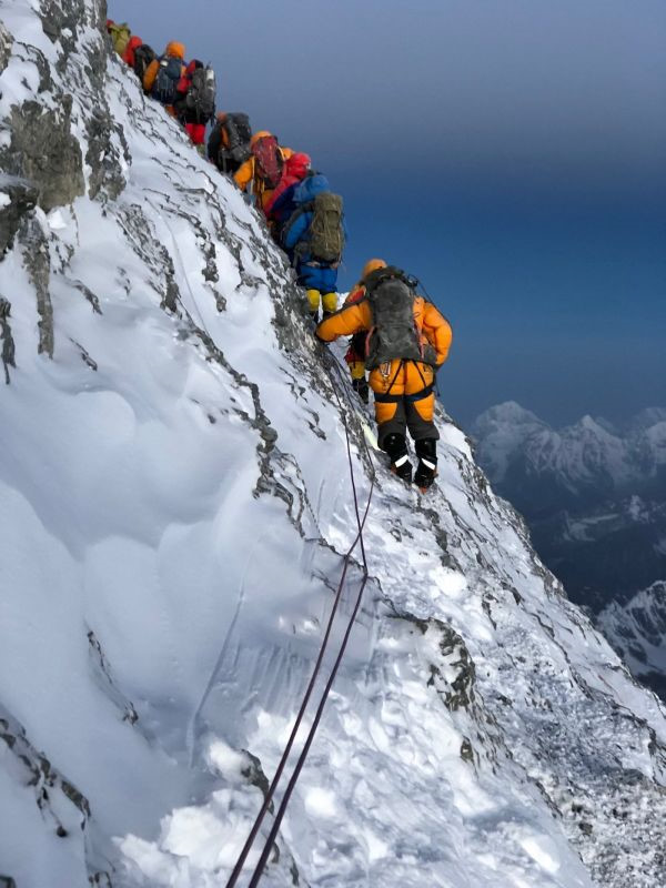 Sốc điều xảy ra với cơ thể người ở địa ngục sống Everest