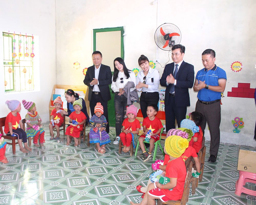 VNPT VinaPhone xây tặng công trình tình nghĩa trường mầm non thôn Sín Chải A