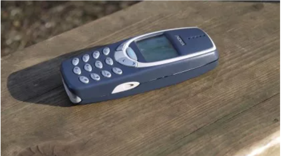 Nokia 3310 tròn 20 tuổi: Bạn từng dùng chiếc điện thoại “thần thánh” này chưa? ảnh 2