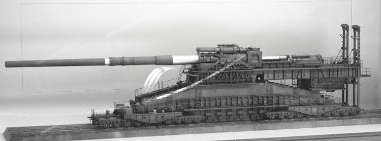 Khẩu siêu pháo lớn nhất thế giới Gustav