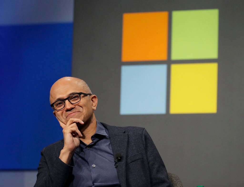 Microsoft “âm thầm” qua mặt Apple như thế nào?