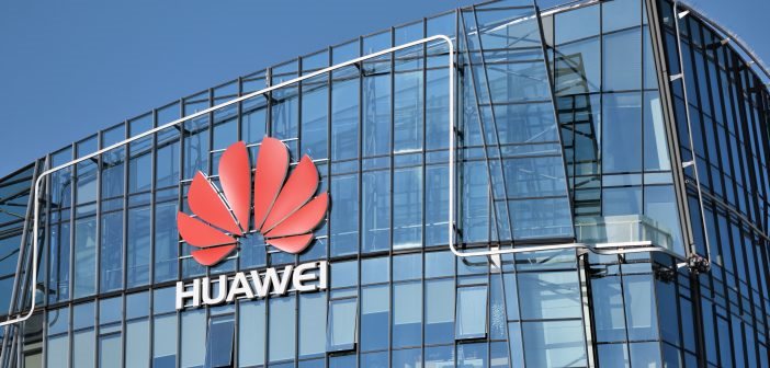 Huawei kiện FCC sau lệnh cấm nhà mạng nông thôn dùng tiền ngân sách mua thiết bị