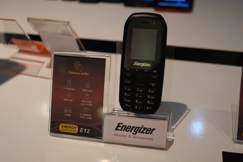 Energizer ra mắt Việt Nam loạt điện thoại pin lâu, chống rơi vỡ, giá từ 290 ngàn đồng