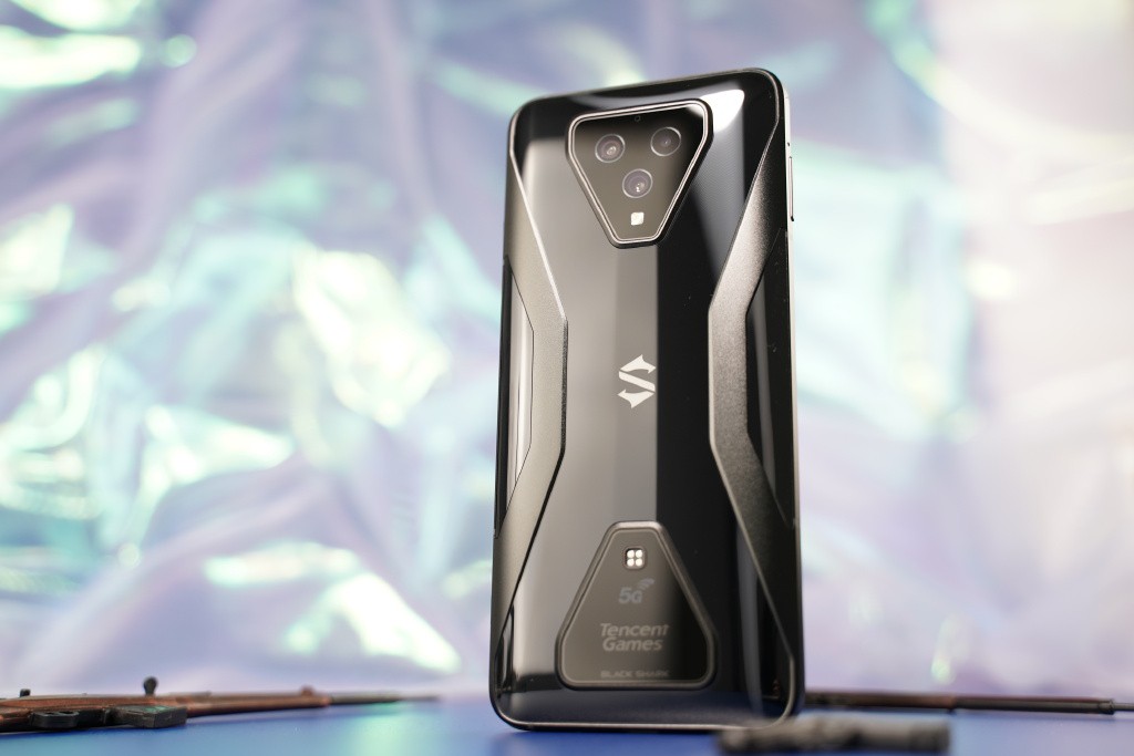 Black Shark 3 ra mắt: Snapdragon 865, tản nhiệt toàn bo mạch, giá 500 USD ảnh 2