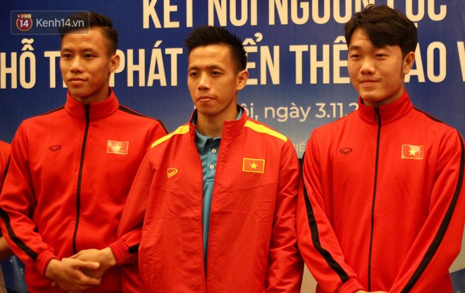 ĐT Việt Nam được tặng 300 triệu đồng trước ngày lên đường thi đấu AFF Suzuki Cup 2018