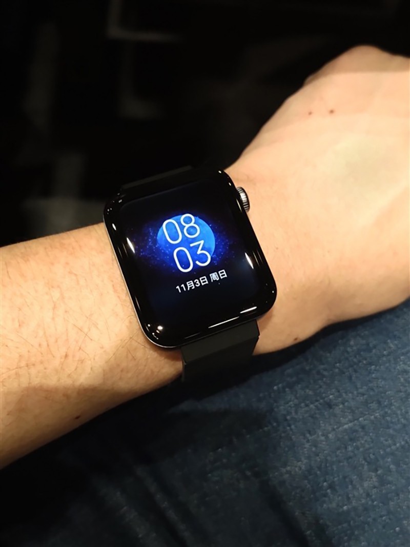Mi Watch nằm trên tay sếp lớn Xiaomi trước ngày ra mắt ảnh 1