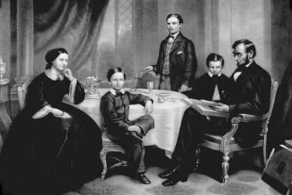 Tổng thống Abraham Lincoln cùng vợ và 3 con trai