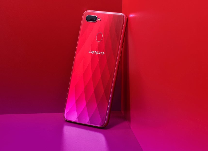Tết Kỷ hợi 2019, sắm loạt điện thoại màu đỏ đẹp rực rỡ