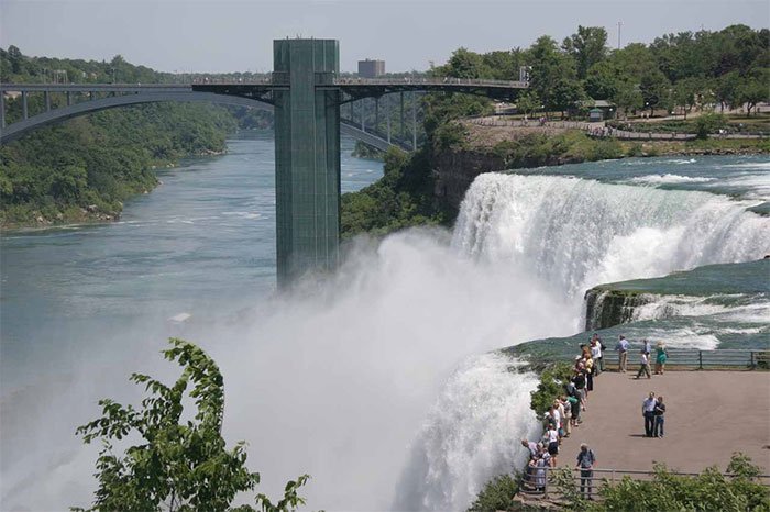 Một phần khu vực thác Niagara tại New York, Mỹ.