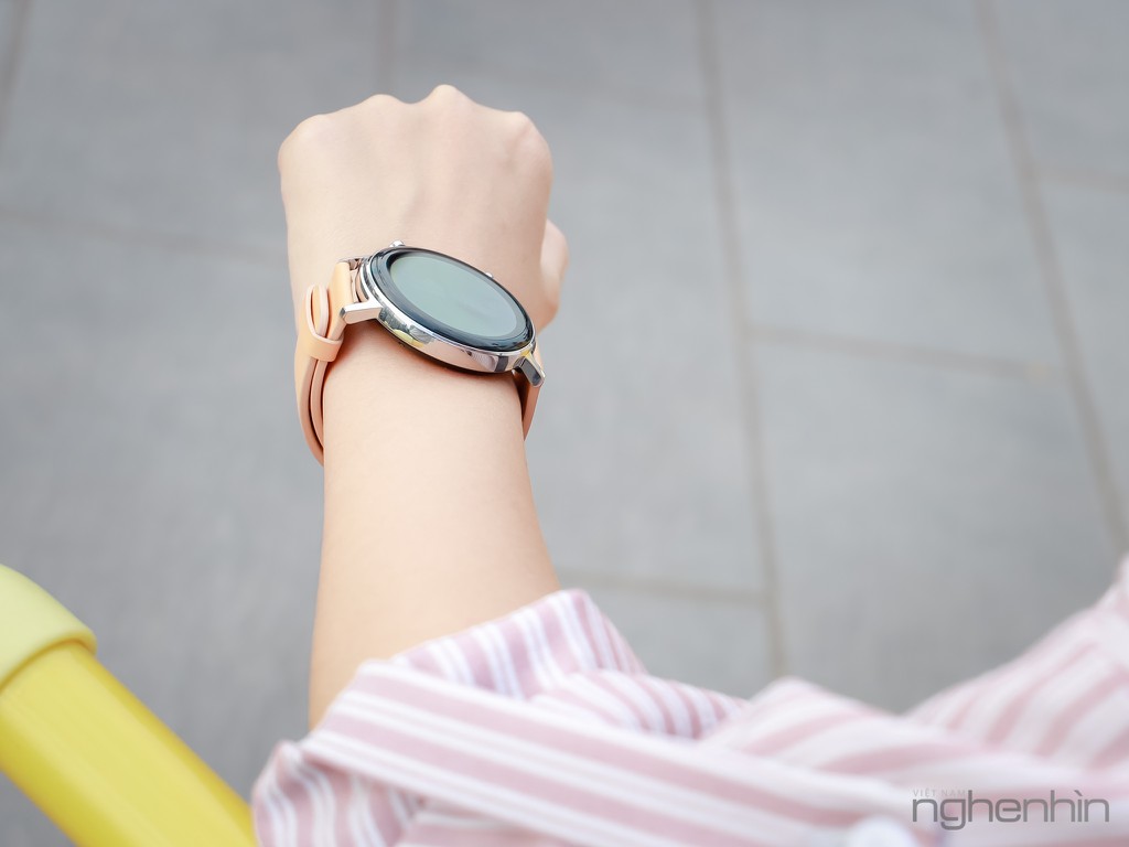 Trải nghiệm cô trợ lý xinh đẹp Huawei Watch GT2 bản 42mm giá 5,5 triệu  ảnh 3