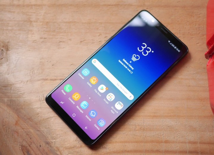 Samsung bị tố mua ảnh chụp từ DSLR để minh họa cho chế độ chân dung trên Galaxy A8 Star