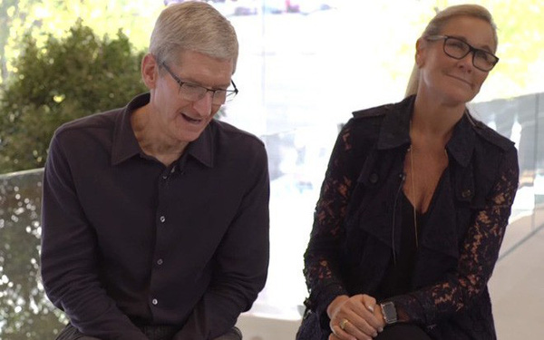 Sếp nữ duy nhất được trả lương cao gần gấp đôi Tim Cook tại Apple tuyên bố rời công ty