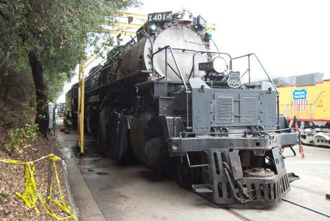 Được mệnh danh là Big Boy, UP4014 nằm trong số 25 động cơ khổng lồ được công ty American Locomotive Company 