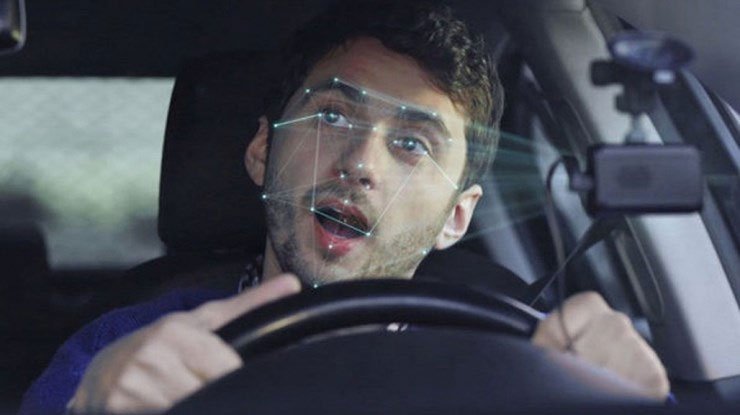 Các công nghệ chống xao nhãng lái xe hiện nay vẫn “miễn nhiễm” với tài xế say rượu, mất kiểm soát thần kinh.