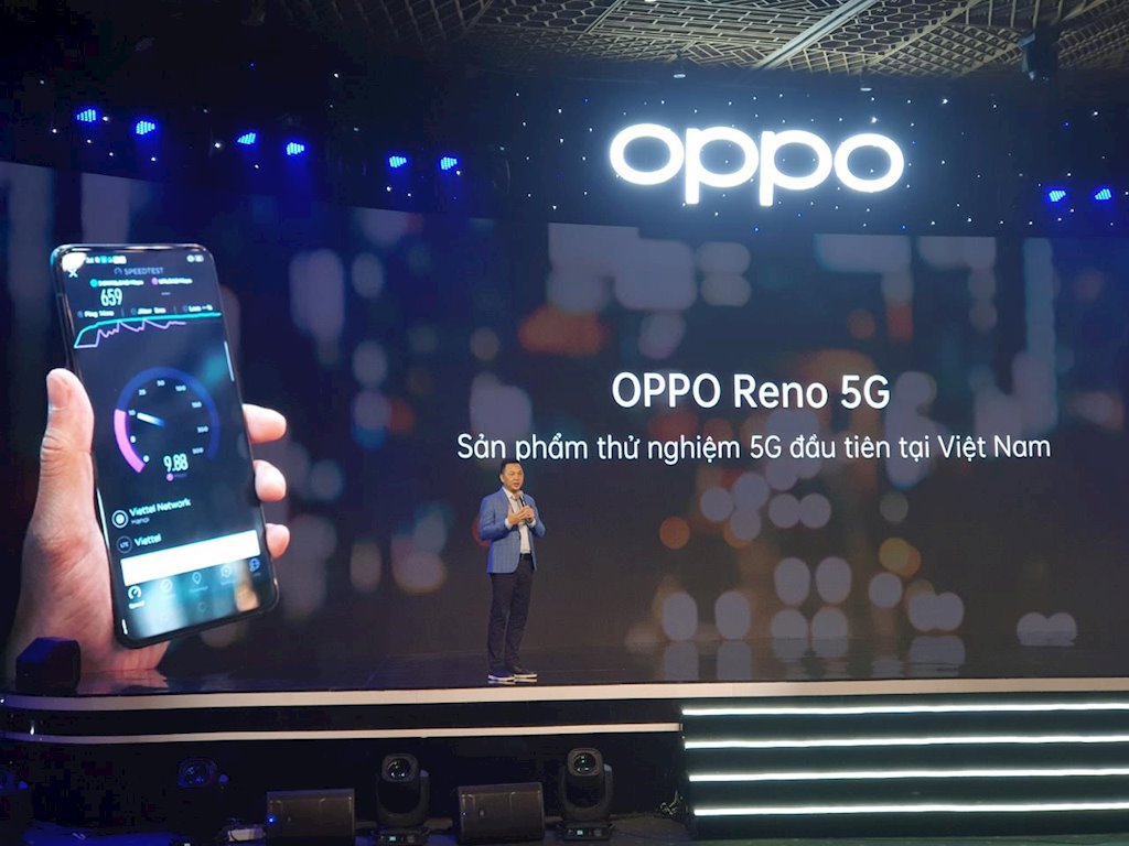 Oppo ra mắt Reno tại Việt Nam, màn hình toàn cảnh panoramic, camera vây cá mập, zoom 10x