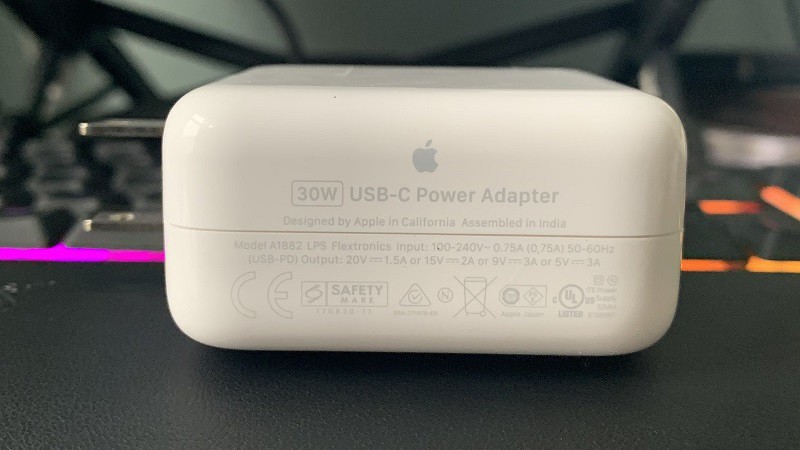 Apple tung bộ sạc 30W USB-C mới nhưng chưa rõ thay đổi ảnh 1
