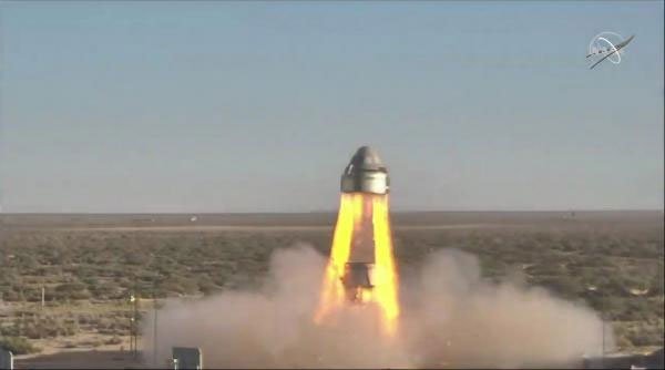 Tàu vũ trụ Starliner của Boeing được phóng thử nghiệm trên sa mạc New Mexico ngày 4/11/2019.