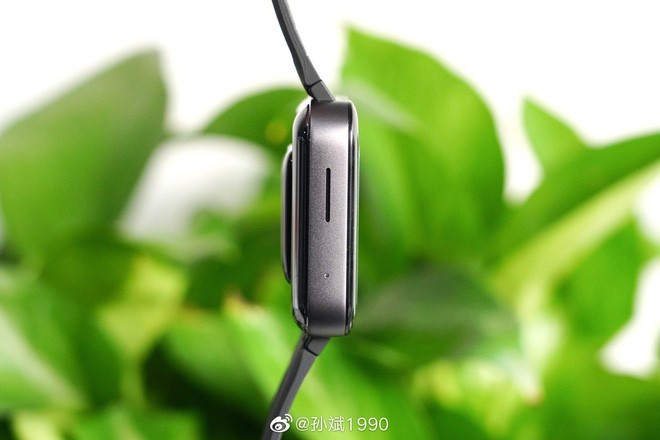 Cận cảnh Xiaomi Mi Watch: đặt cạnh MacBook đẹp chẳng kém Apple Watch ảnh 8