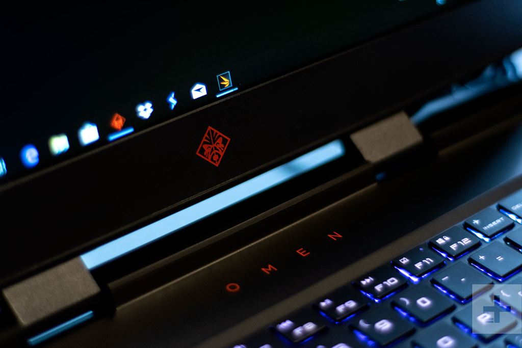 HP Omen 15 2019 là laptop chơi game đầu tiên có màn hình 240Hz ảnh 3