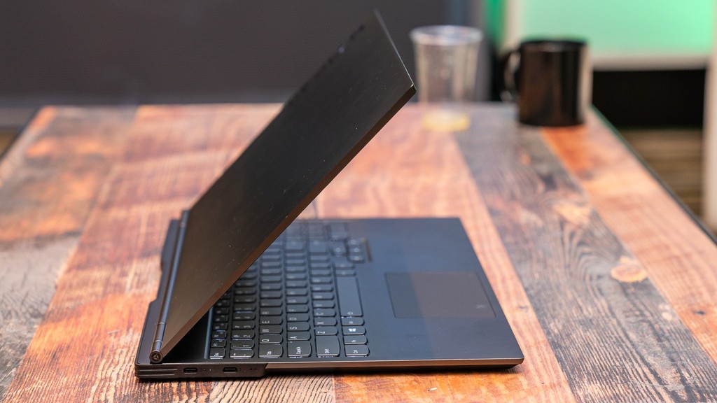 Legion Y740s: laptop mỏng nhẹ nhất thế giới, cấu hình khủng, giá từ 1.099 USD ảnh 5