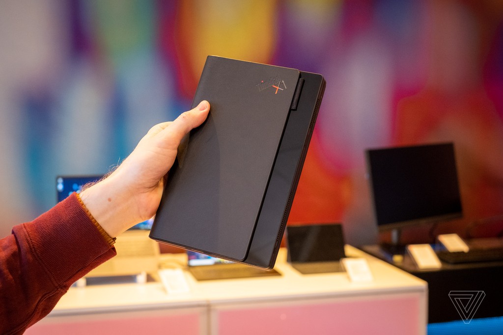 Lenovo ThinkPad X1 Fold: laptop màn hình gập, giá 2.499 USD ảnh 6