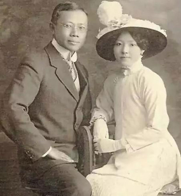 Bác sĩ Wu Liande và vợ Li Shuzhen.