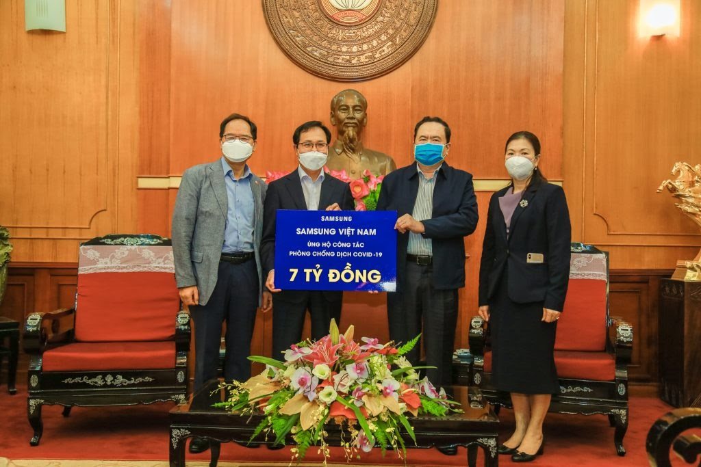 Samsung Việt Nam ủng hộ 10 tỷ đồng phòng chống dịch Covid-19