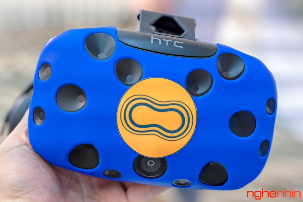 HTC ra mắt bộ 3 kính thực tế ảo VIVE giá từ 20,7 triệu ảnh 11