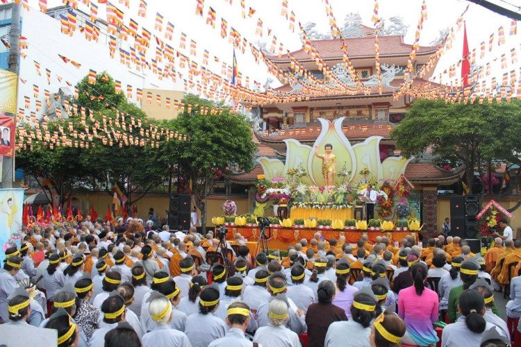 Ngày Phật đản quốc tế là ngày rằm tháng tư âm lịch hàng năm (15/4).