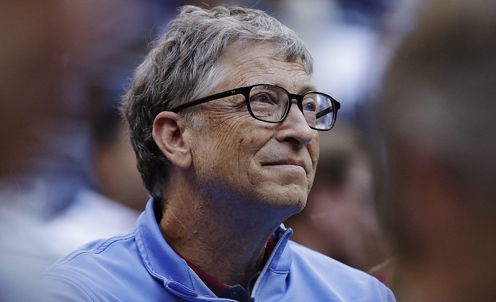 Bill Gates: thue robot se giup con nguoi khong bi cuop viec hinh anh 2