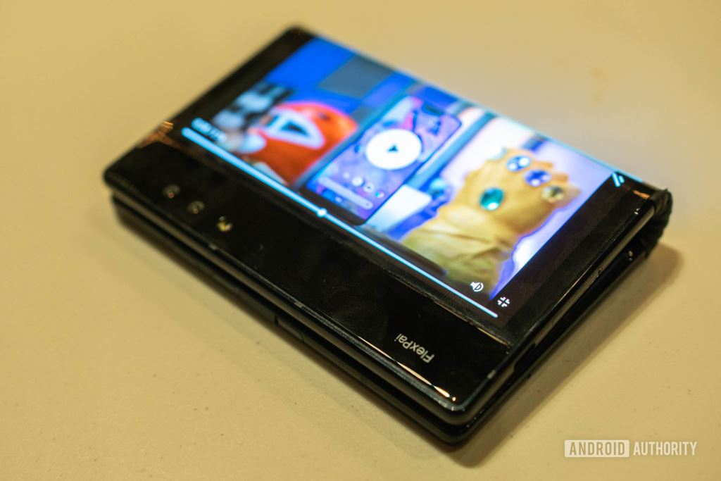 Cận cảnh Royole FlexPai: smartphone có thể gập đầu tiên trên thế giới ảnh 3