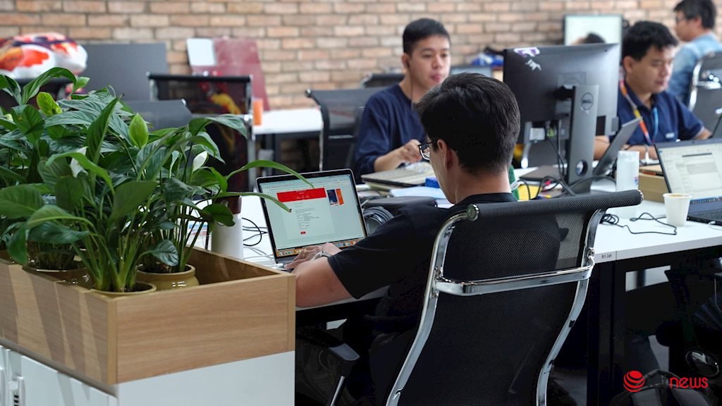 Văn phòng hoành tráng xịn xò của công ty công nghệ Việt Nam: Cây xanh bao la, quán cà phê, hồ bơi, phòng gym, tha hồ tụ tập