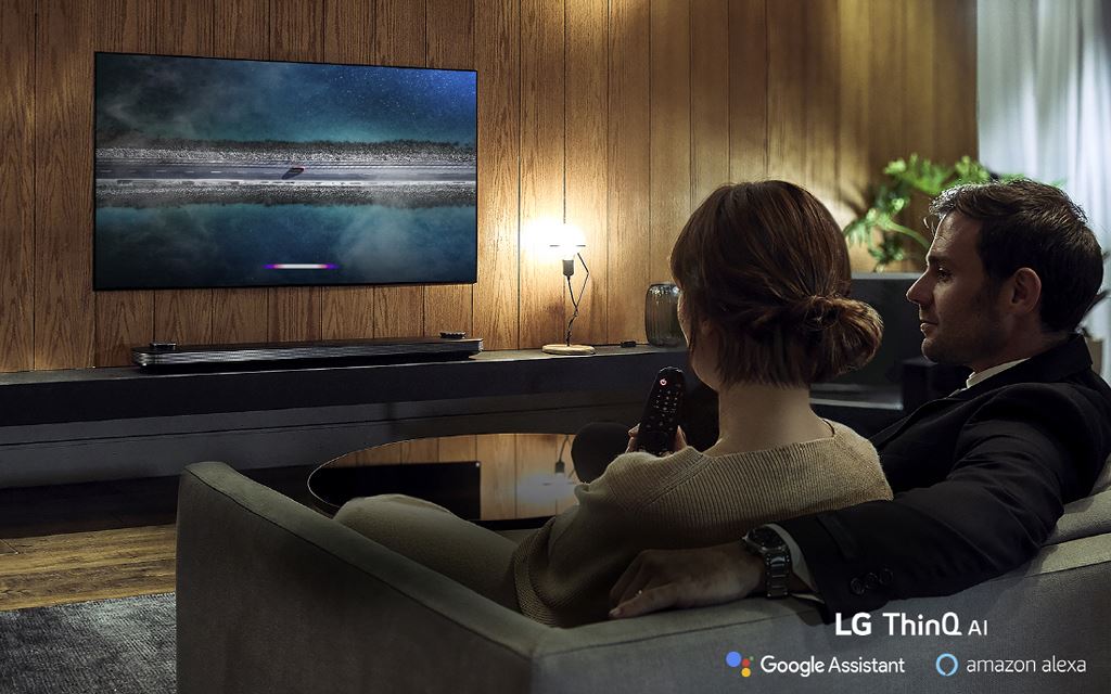 CES 2019: LG OLED R9 mẫu TV cuộn đầu tiên trên thế giới ra mắt CES 2019: LG OLED R9 mẫu TV cuộn đầu tiên trên thế giới ra mắt ảnh 5