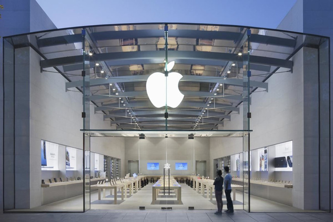 Từ cửa hàng biến thành nơi tụ tập giải trí, Apple Store bị khách hàng phàn nàn vì mua hàng quá khó khăn - Ảnh 1.