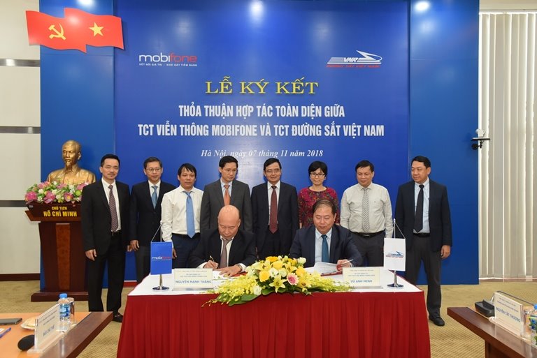 Tổng Công ty viễn thông MobiFone ký kết hợp tác toàn diện với Tổng công ty Đường sắt Việt Nam