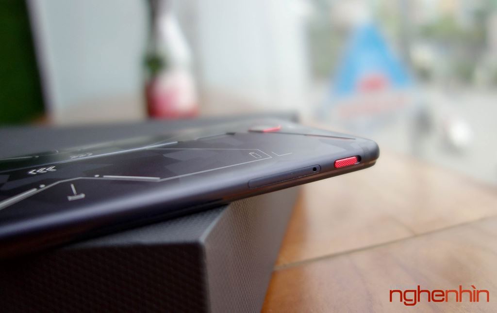 Trên tay cùng lúc cả Razer Phone 2 và Nubia Red Magic Mars tại Việt Nam ảnh 13