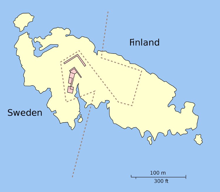Hòn đảo nhỏ ở biển Baltic được chia 2 múi giờ theo ranh giới quốc gia.