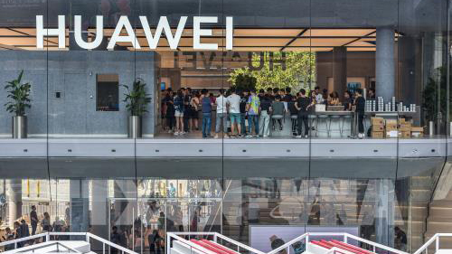 Mỹ cảnh báo Canada nếu Huawei được bật đèn xanh tham gia mạng 5G