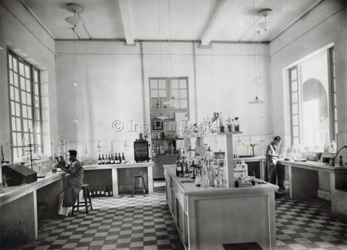 Phòng thí nghiệm của Viện Pasteur ở Sài Gòn vào năm 1926.