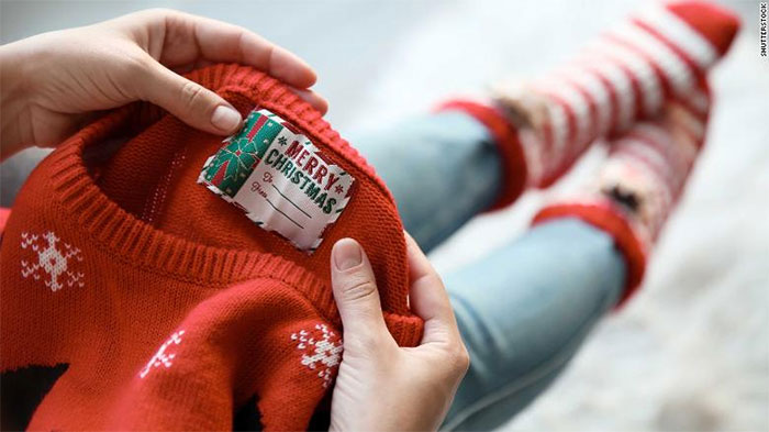 Áo len mùa Giáng sinh là món quà phổ biến trong dịp cuối năm này.