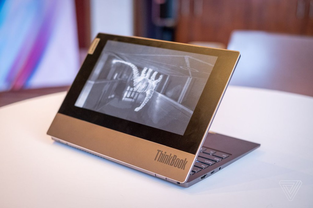 Lenovo ThinkBook Plus: laptop 2 màn hình e-ink, pin 10 tiếng, giá từ 1.200 USD ảnh 2