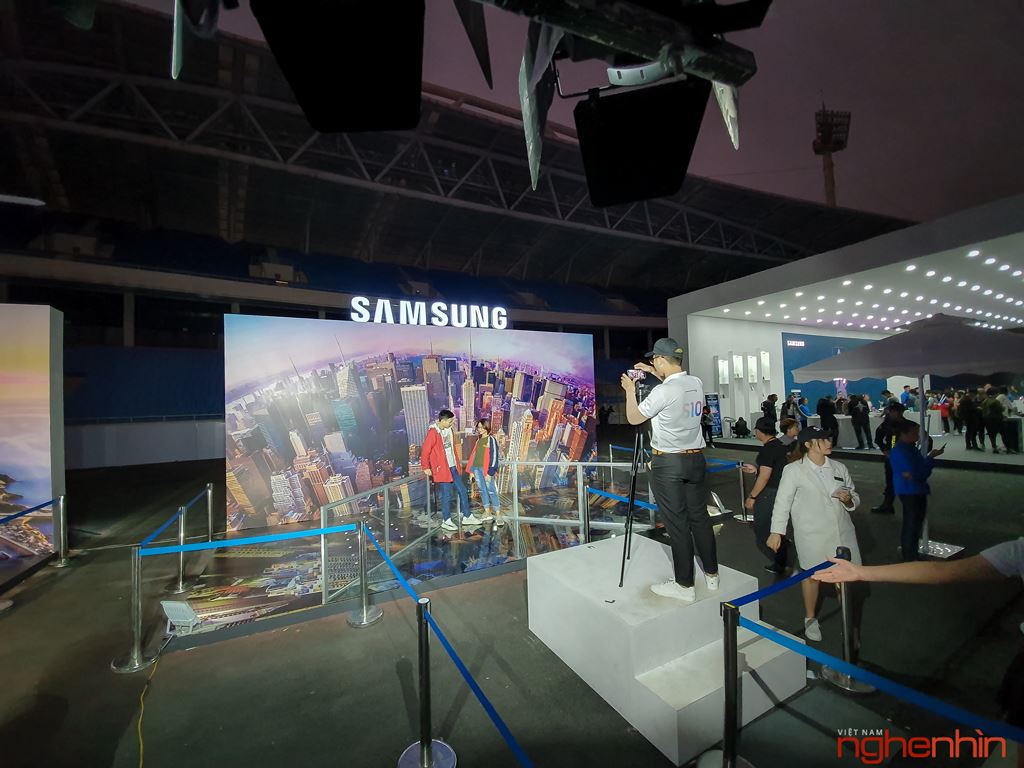Những dấu ấn khó quên tại đại nhạc hội công nghệ chào đón Galaxy S10 ảnh 9