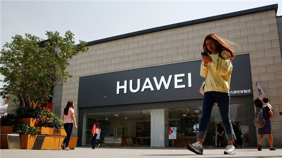 Nhiều ông lớn công nghệ cấm nhân viên liên lạc với Huawei
